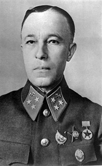 КАРБЫШЕВ Дмитрий Михайлович (1880-1945), военный инженер, генерал-лейтенант инженерных войск (1940), профессор, доктор военных наук, Герой Советского Союза
